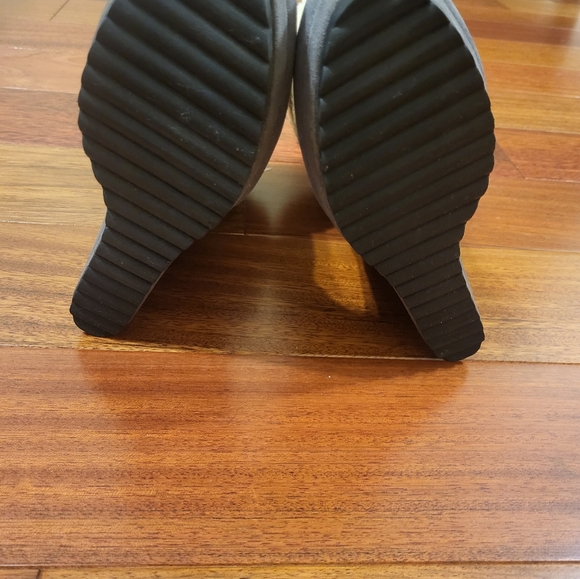 Just Fab Cameron Sherpa Wedge Boots - Picture 8 of 10